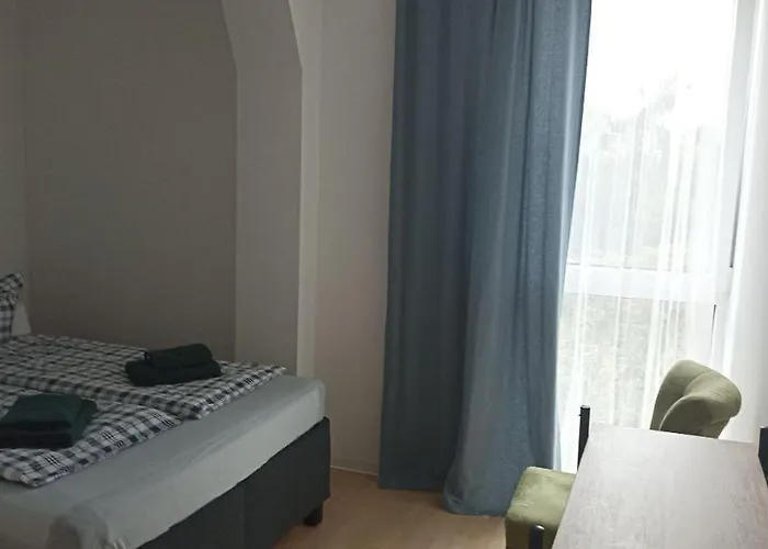 In Der Kornstrasse 아파트 *